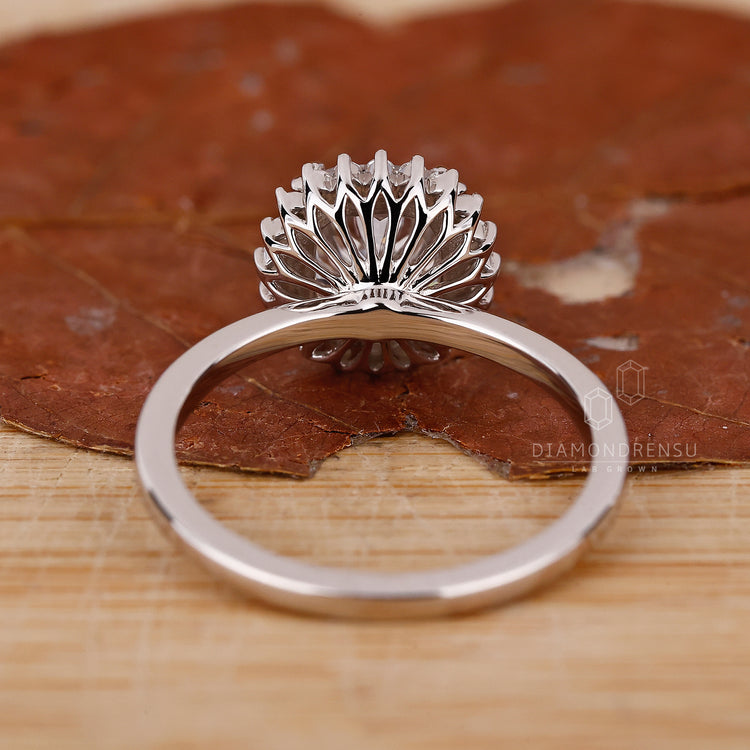 Round Diamond Ring with exquisite craftsmanship and design.