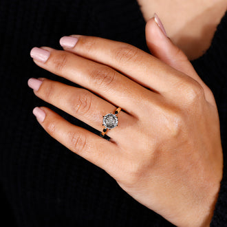 Round Cut Diamond Ring with a classic, elegant look.
