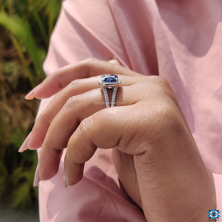 Handmade ring crafted with handmade jewelry work.
