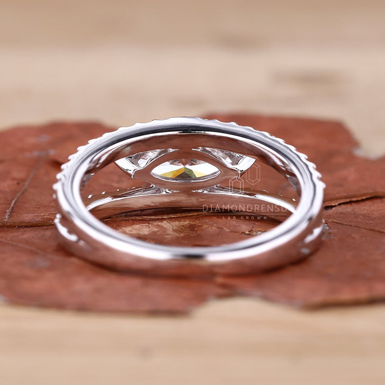 Dazzling ring with Pave Diamonds Set for added sparkle.
