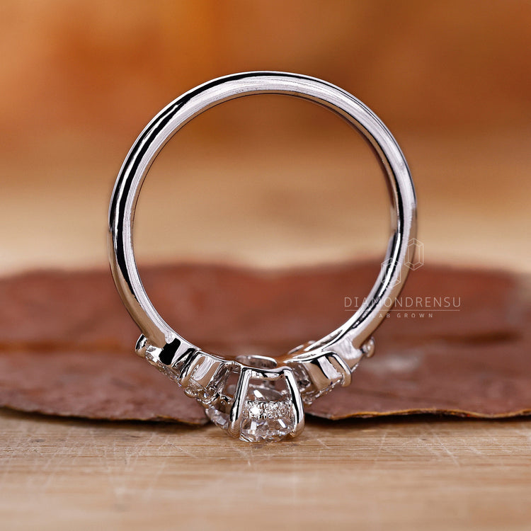 Gorgeous Lab-Grown Diamond Engagement Ring with Marquise Cut Accents