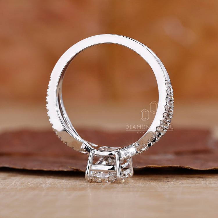 White Gold Engagement Ring offering timeless elegance.