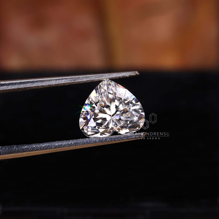 Diamondrensu lab grown diamond in heart shape fits any custom setting.