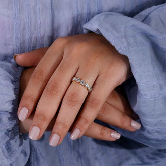 round lab grown diamond band