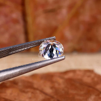 Diamondresnu lab grown Portuguese cut diamond stone.
