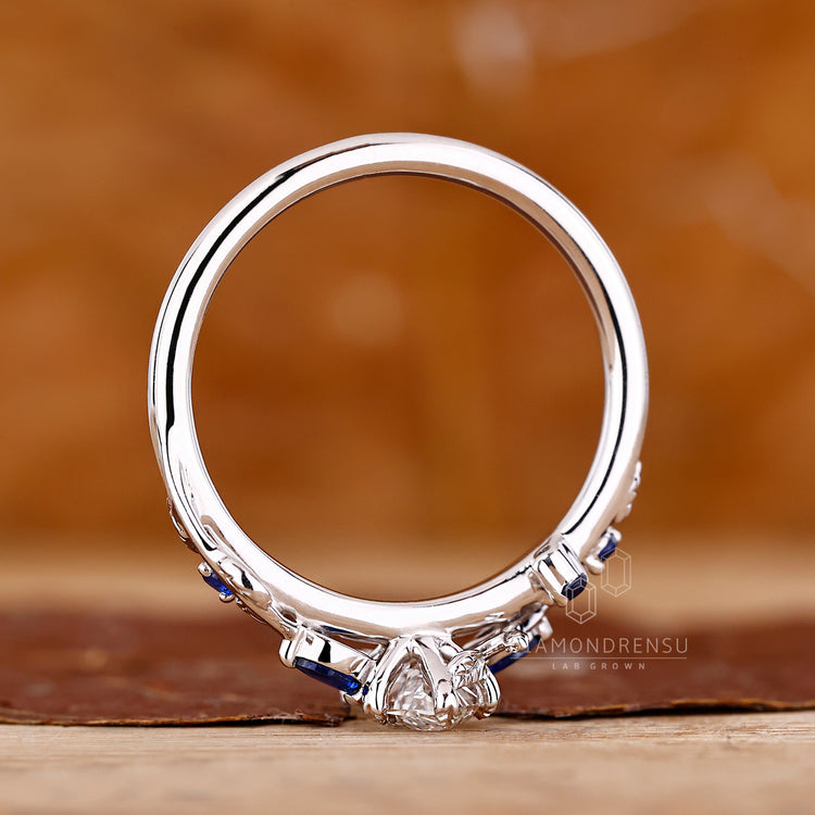 6 prong setting ring with floral accents
