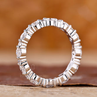 Buy wedding band designed for lasting elegance.
