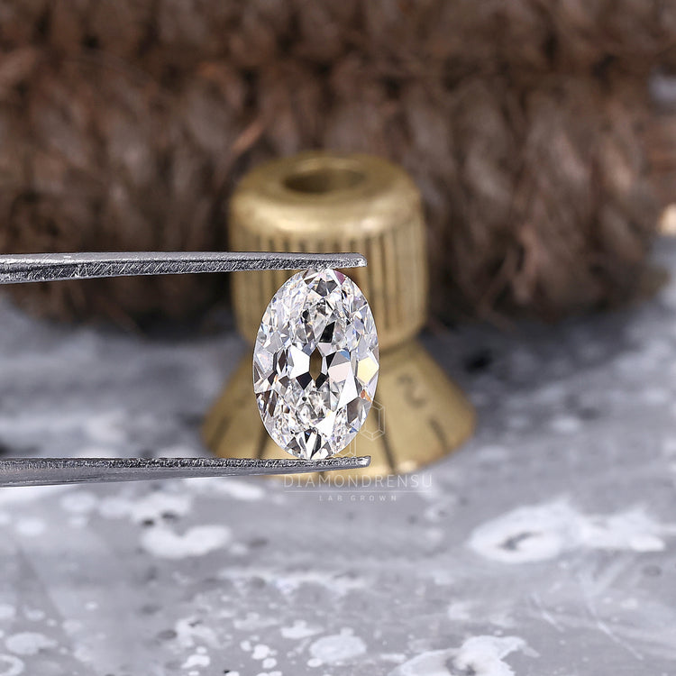 Old European Cut Oval Diamond for Engagement Ring Setting