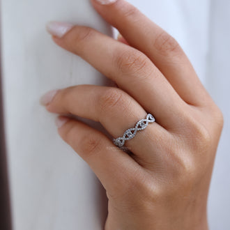 Full eternity band with small diamonds.
