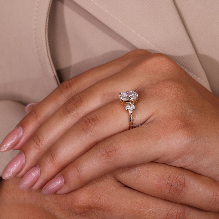 7 Stone Diamond Ring featuring a mix of oval and round diamonds.
