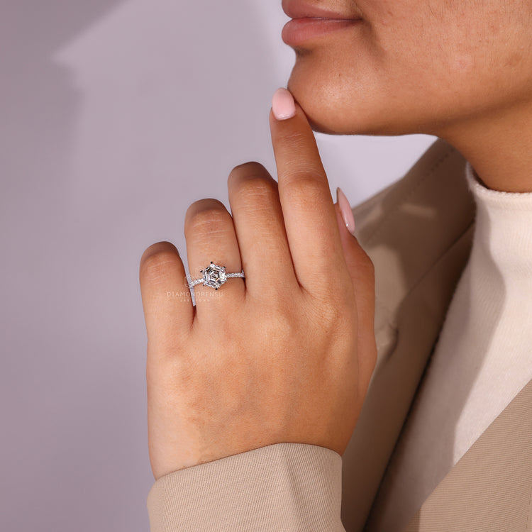 Dazzling pave band with sparkling round diamonds set in white gold.
