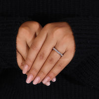 Buy wedding band with exceptional craftsmanship for your special moment.
