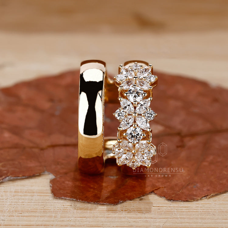 Round Cut Diamond Ring set for a classic, elegant look.