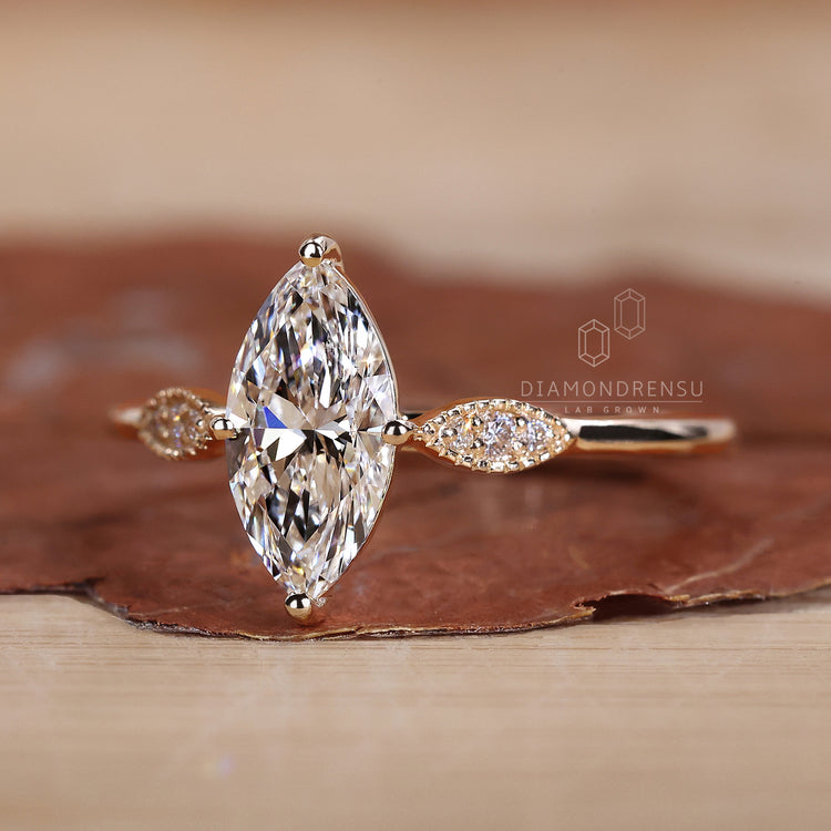 Round diamond engagement ring designed for timeless beauty.
