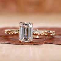 3 Stone Engagement Ring with secure and sparkling diamonds.

