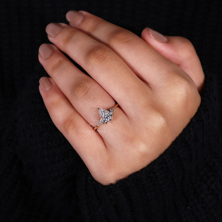 3 Prong Claw Ring with timeless diamond brilliance.