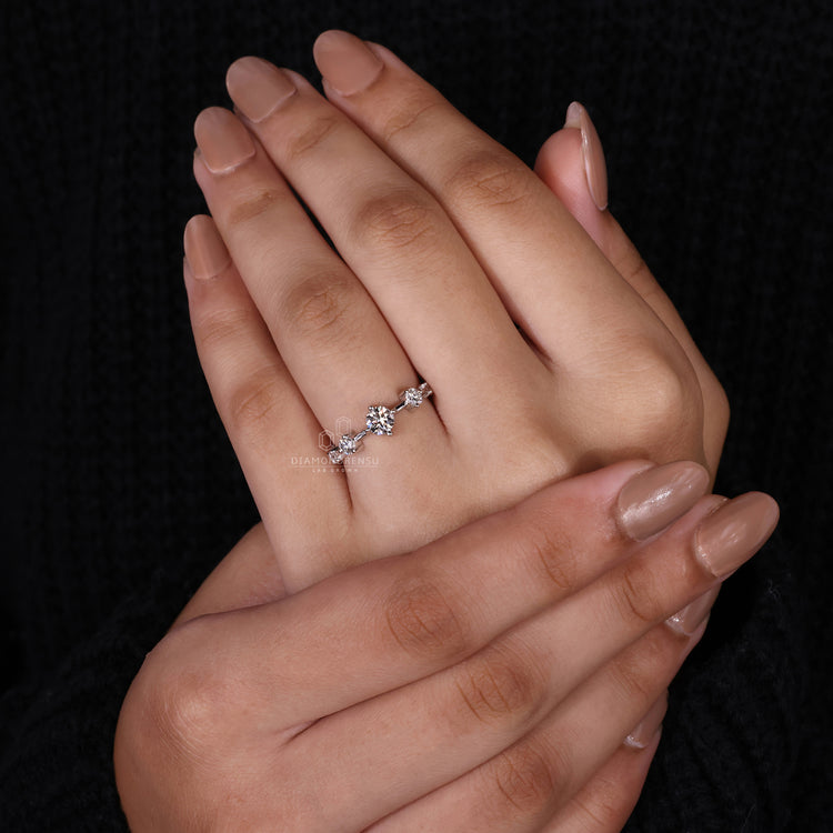 White Gold Engagement Ring designed for classic beauty.