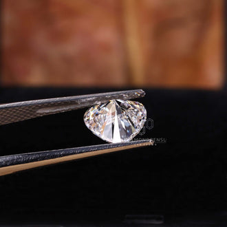 Heart shaped diamond can be used in earrings or charm bracelets.