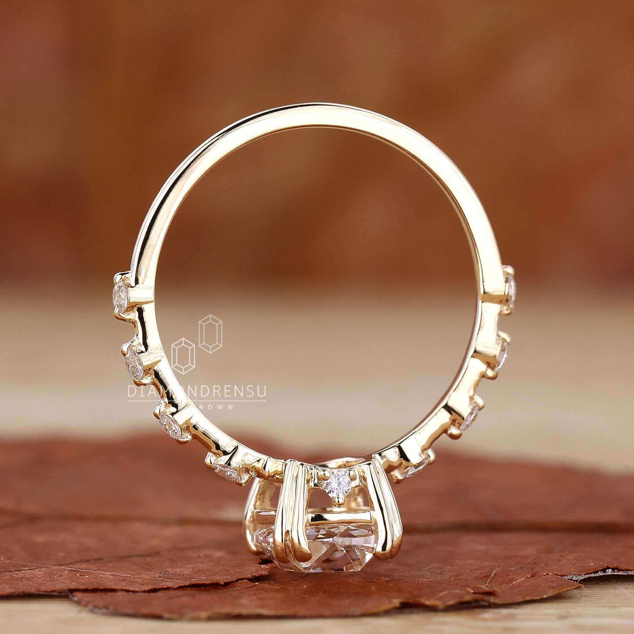 floating bubble pave ring