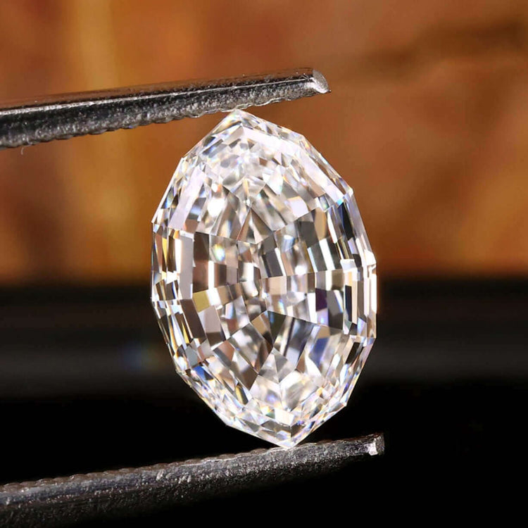 This is a 1.2 carat step cut oval diamond from Diamondrensu.

