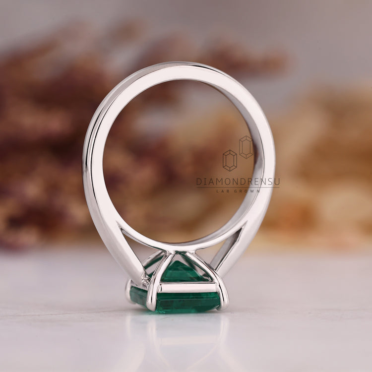 Lab Grown Diamond handmade ring with precision.
