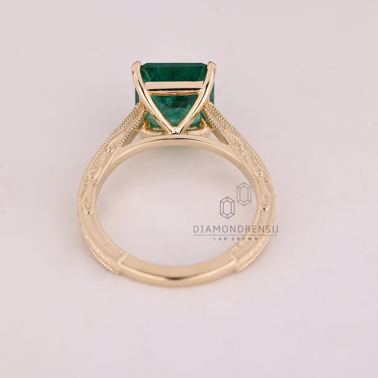 Lab Grown Diamond handmade ring with vintage appeal.
