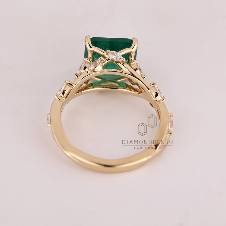 Nature inspired yellow gold engagement ring.
