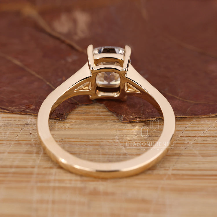 Handmade jewelry created with passion and precision.
