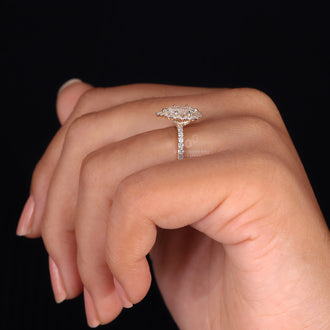 Round Cut Diamond in a secure and beautiful setting.