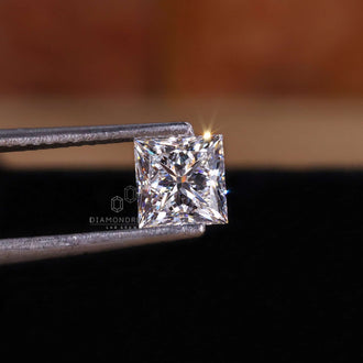 Buy loose diamond in brilliant cut princess style today.
