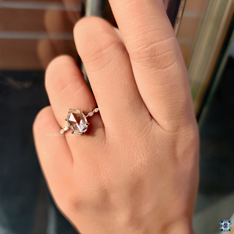 Marquise pave ring with a sophisticated and modern touch.
