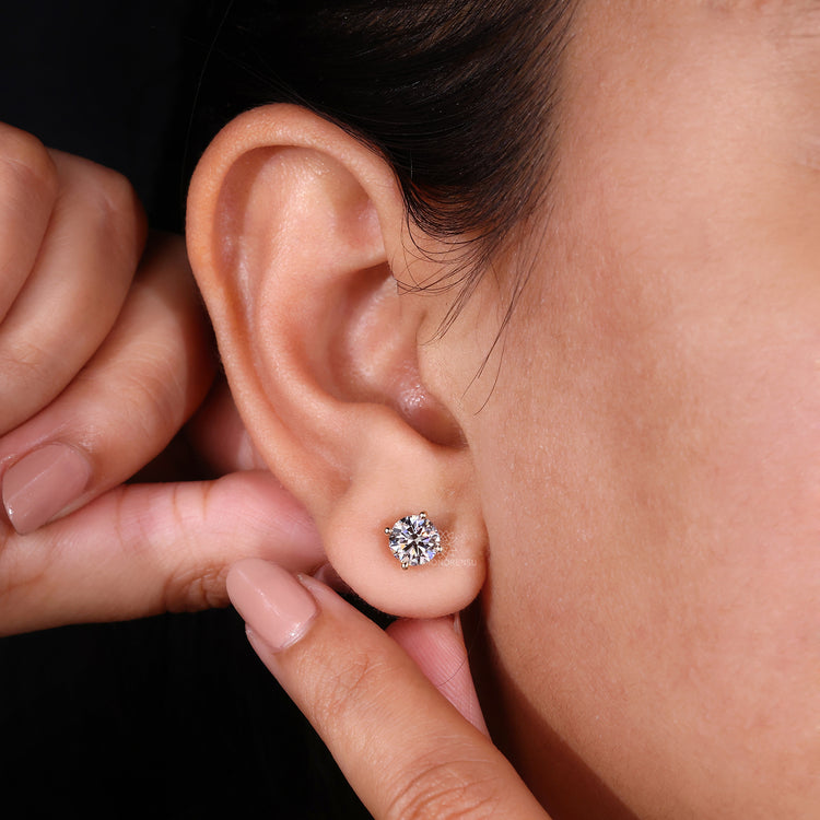Stylish diamond stud earrings for women, perfect for gifting.
