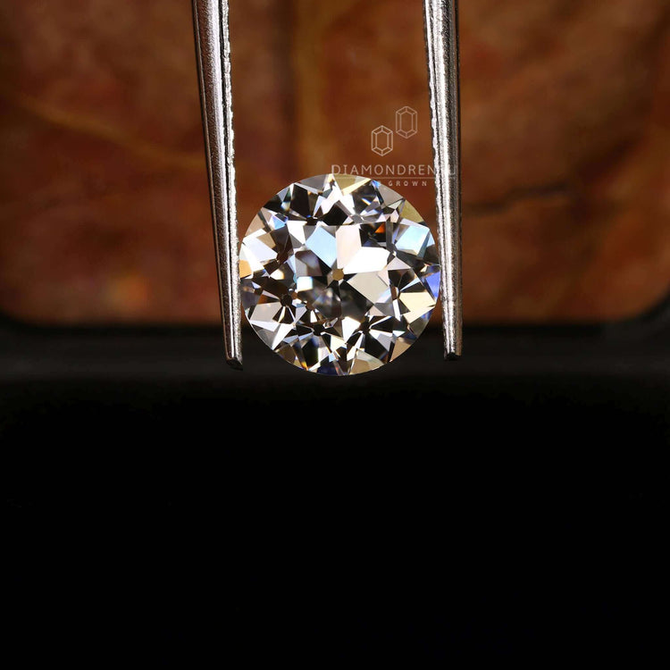 Loose Old European cut diamond is perfect for engagement or pendant use.