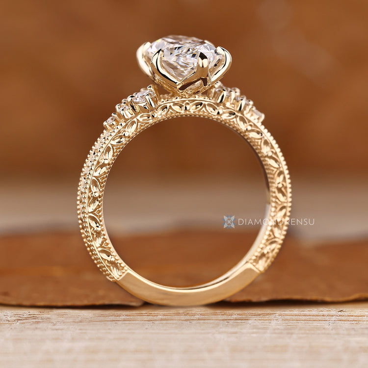 Handmade Dutch marquise ring with six claw prong setting.