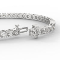 14kt solid white gold diamond tennis bracelet.

