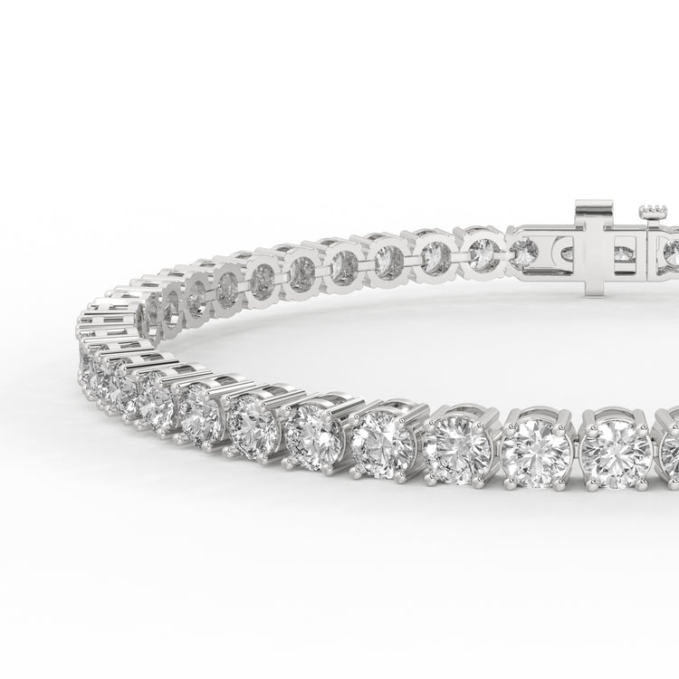 7 inch white gold tennis bracelet with diamonds.
