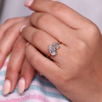 Handmade toi et moi ring pear emerald lab grown diamonds.