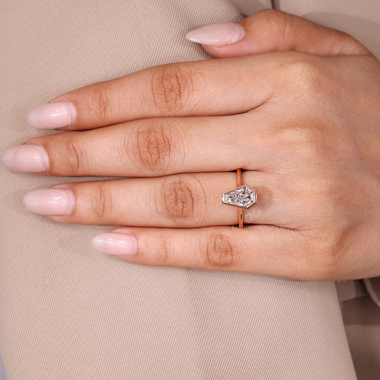 Diamondrensu handmade coffin ring with bezel setting.
