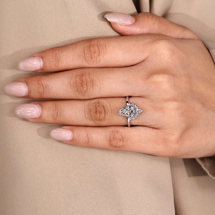 Vintage coffin diamond ring with handmade design by Diamondrensu.