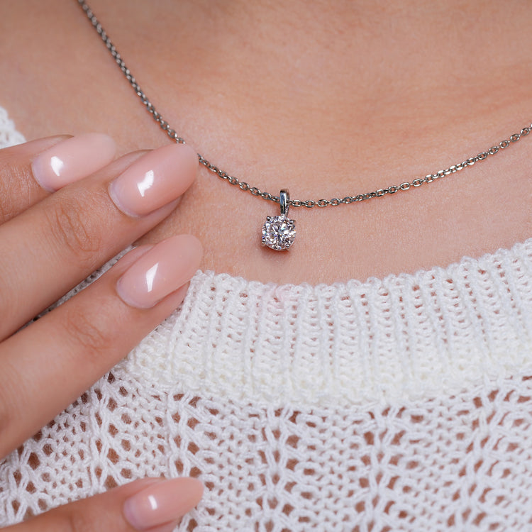 925 Silver 6 MM Round Cut Moissanite Pendant