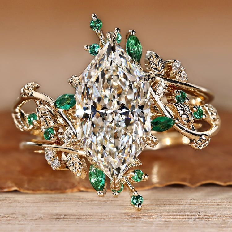 Nature inspired bridal set with a Dutch marquise center stone.