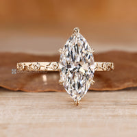 Art Deco engagement ring with a flower style.