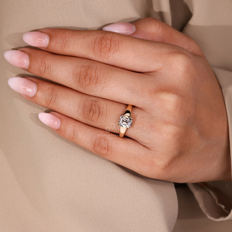 Handmade Solitaire Engagement Ring Crafted By Diamondrensu.
