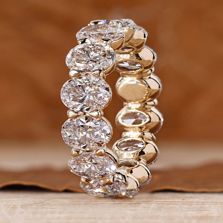 Diamondrensu handmade full eternity wedding band.
