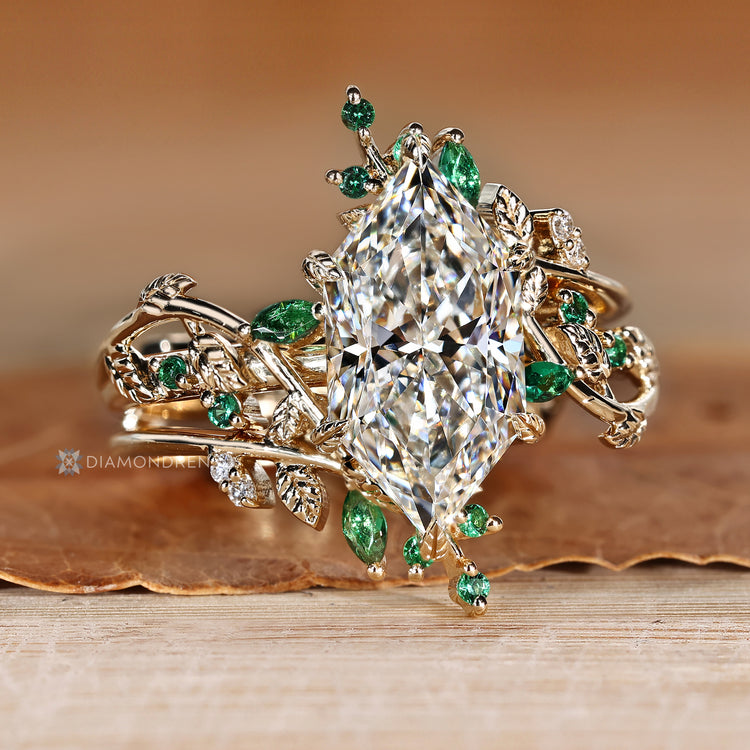 Nature inspired bridal set with a six leaf style prong setting.