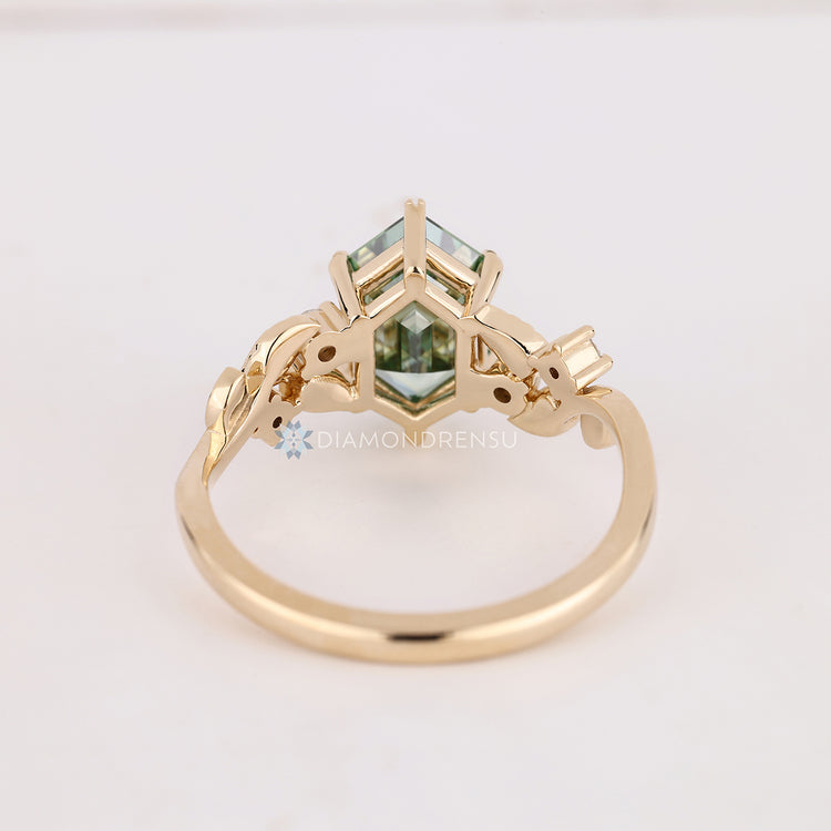 Handmade hexagon diamond ring by Diamondrensu.