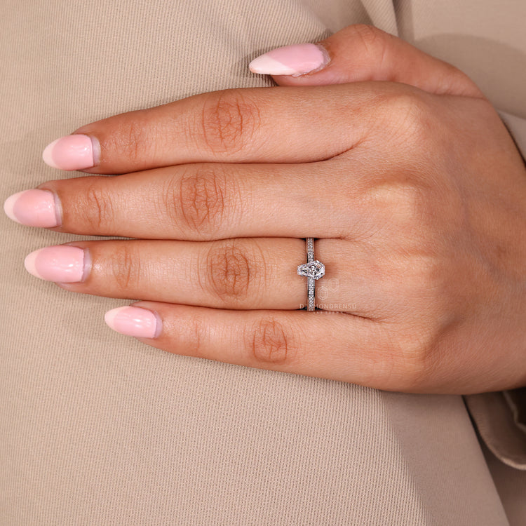 IGI certified engagement ring with handmade design.