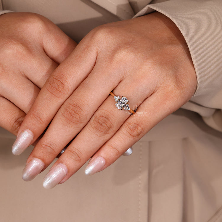 Tapered shank engagement ring with prong setting.
