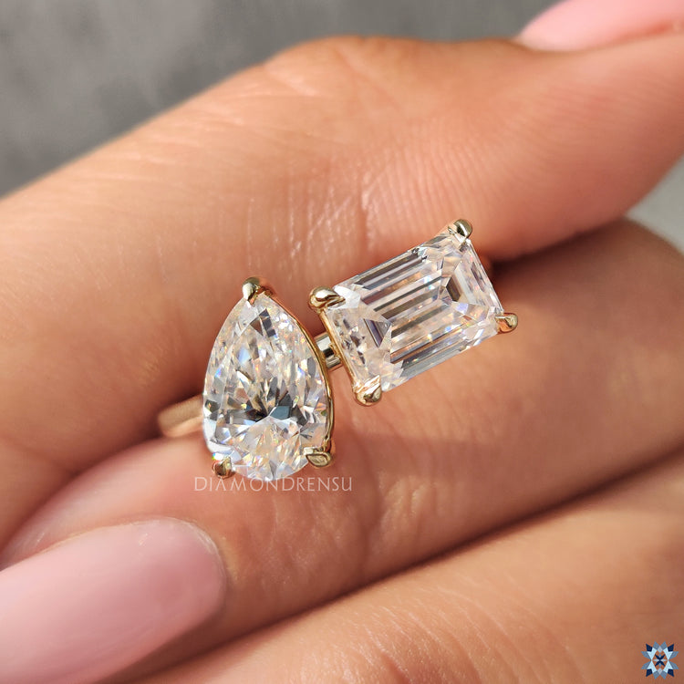 Stylish simple engagement ring with a breathtaking toi et moi moissanite ring design.
