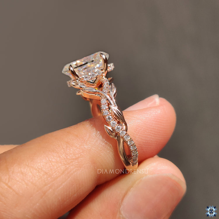 Prong basket ring with colorless moissanite.

